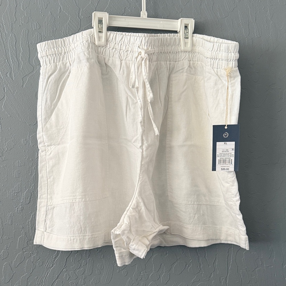 Universal Thread White Women Shorts
